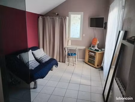très beaux studio de 30 m2 lumineux