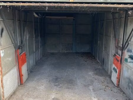 ? exclusivité - box/parking rare à louer ?