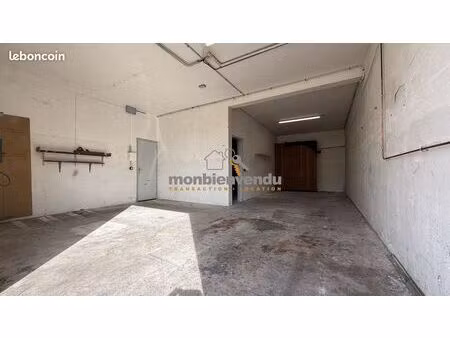 local 70 m² aurillac