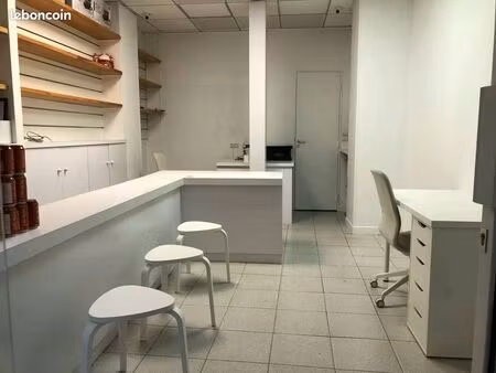 cession de bail - emplacement n°1 bis - belleville (75011) - petit loyer