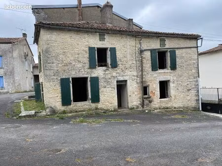 maison de village 3 pièces 100 m²