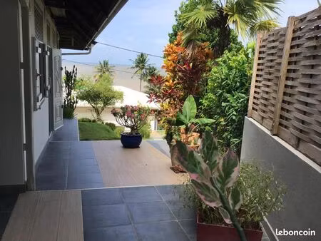 villa 4 pièces 154 m²