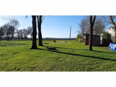 terrain 1 875 m² nercillac