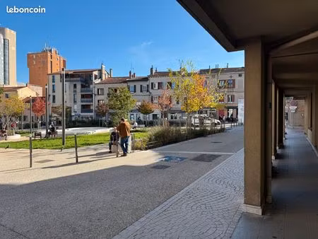 cabinet 33m2 oullins centre