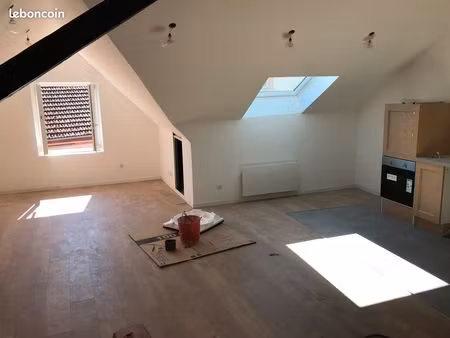 loue f2 au 35 rue rochet à hericourt