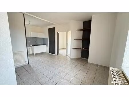 appartement 3 pièces 50 m²