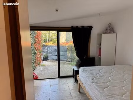 charmant studio dans petit coin de paradis