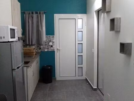 ? studio meublé – idéal étudiant – les abymes (proche fouillole