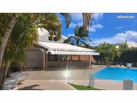 maison 6 pièces 245 m²