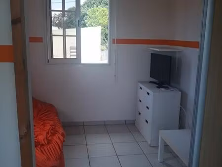 t2 meublé au gosier