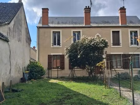 maison a louer a mehun sur yevre