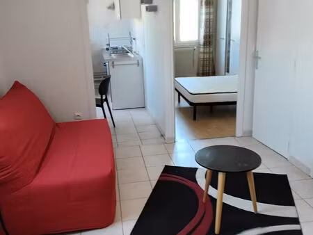 t2 proche centre ville gare et marais clim