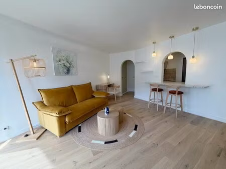 studio meublé avec balcon – tout compris – bail mobilité