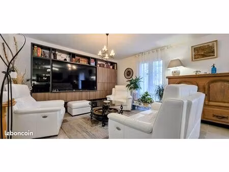 maison 6 pièces 130 m²