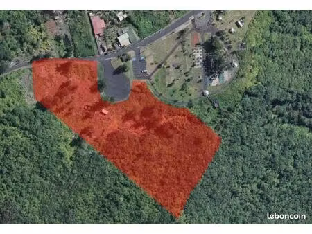 terrain 17 382 m² saint benoit