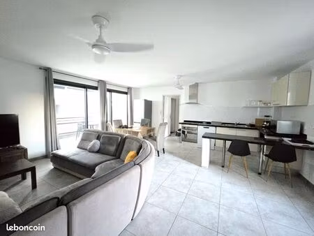 appartement f3 meublé 69m2/terrasse 15m2/buanderie/1 place de parking dans résidence sécur