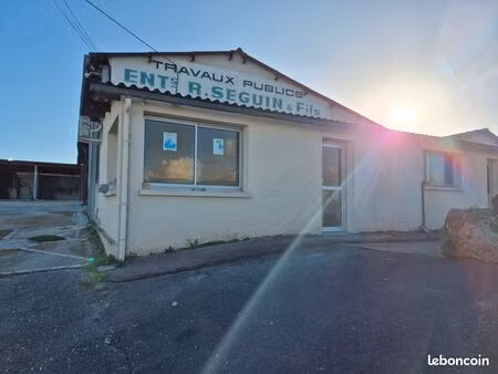 dépôt professionnel – hangars + bureaux – terrain 2780 m² – genté (près cognac)