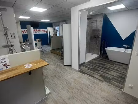 local commercial 63m2