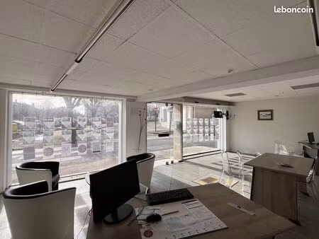 local commercial 92 m² la couronne