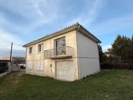 grande maison 4 chambres avec jardin