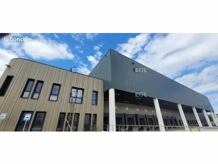 local industriel 5 402 m²