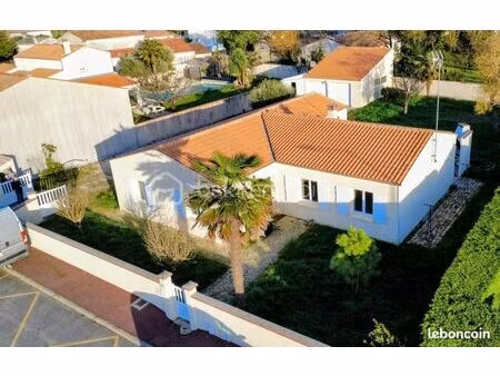 maison 6 pièces 141 m²