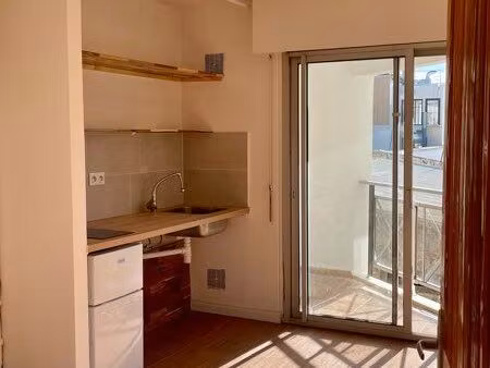 appartement 2 pièces centre-ville saint denis