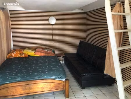 locatiofn f1 meublés 1a3personnes  terrasse jardin a partir de mars 1200 longue durée ermi