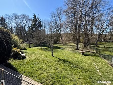 maison 7 pièces 145 m²