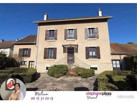 maison 7 pièces 159 m²