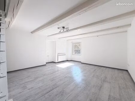 appartement t3 avec terrasse