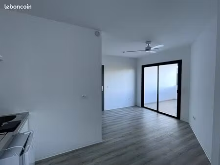 studio 1 pièce 22 m²