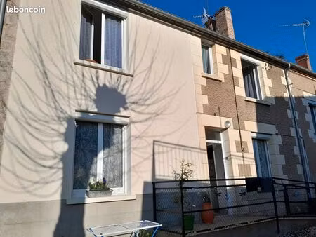 maison centre-ville boussac