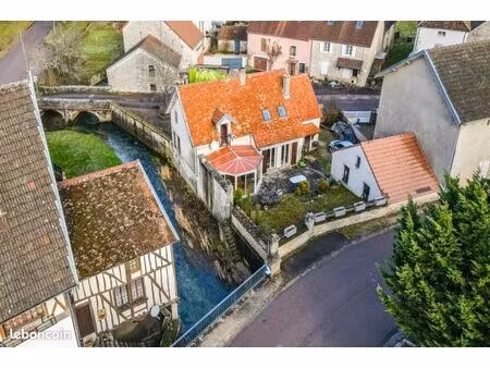 maison 5 pièces 158 m²