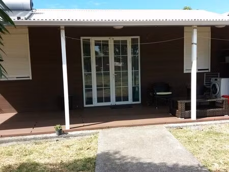 maison t3 meublée à grande montee ste marie