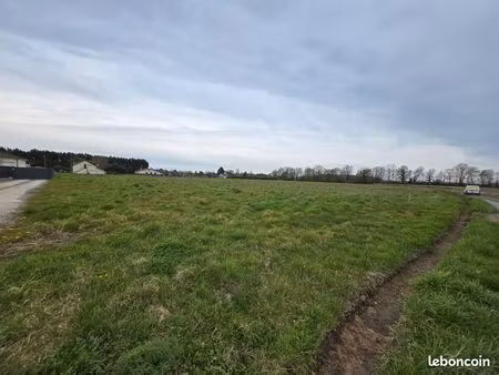 terrain 1 250 m² la force