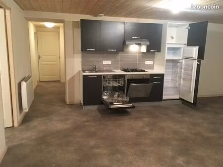 t2 grande terrasse à gilley 2 places de parc