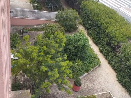 t4 de 70m2 refait à neuf dans très petite résidence très prisée