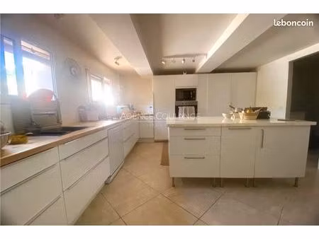 maison t4 à louer ceyreste