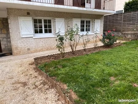 loue apt meublé 1 personne