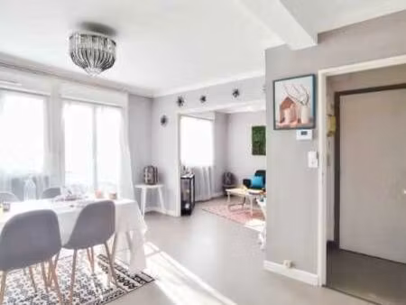 appartement 4 pièces 61 m²