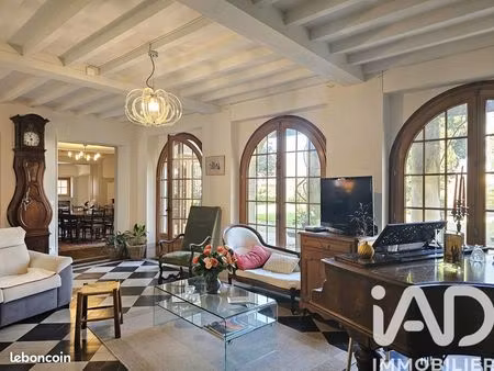 maison 10 pièces 336 m²