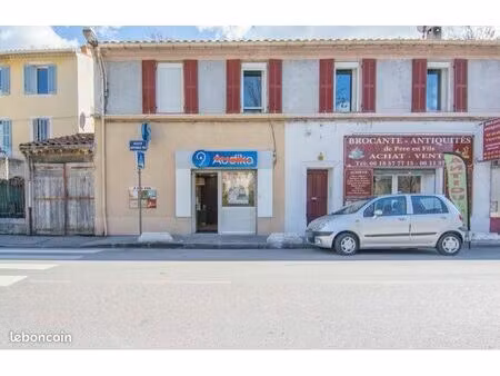 magasin ou bureau 55 m2 à pont de l’étoile