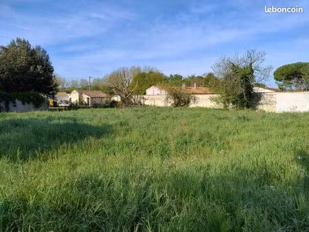 terrain 563 m² salles sur mer