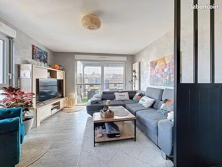 appartement f2 avec terrasse et garage