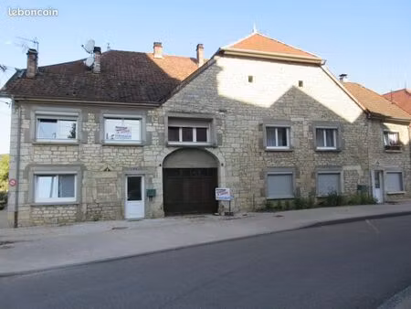 immeuble 14 pièces 345 m²