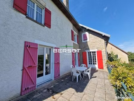 maison 11 pièces 265 m²