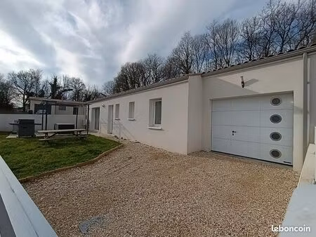 maison récente 2022 – plain-pied 2 chambres – jardin  garage – 10 min des plages de royan