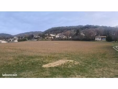 terrain 435 m² saint marcel les sauzet