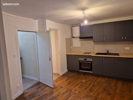 appartement t2  35 m2  3ème étage  rue de beaulieu